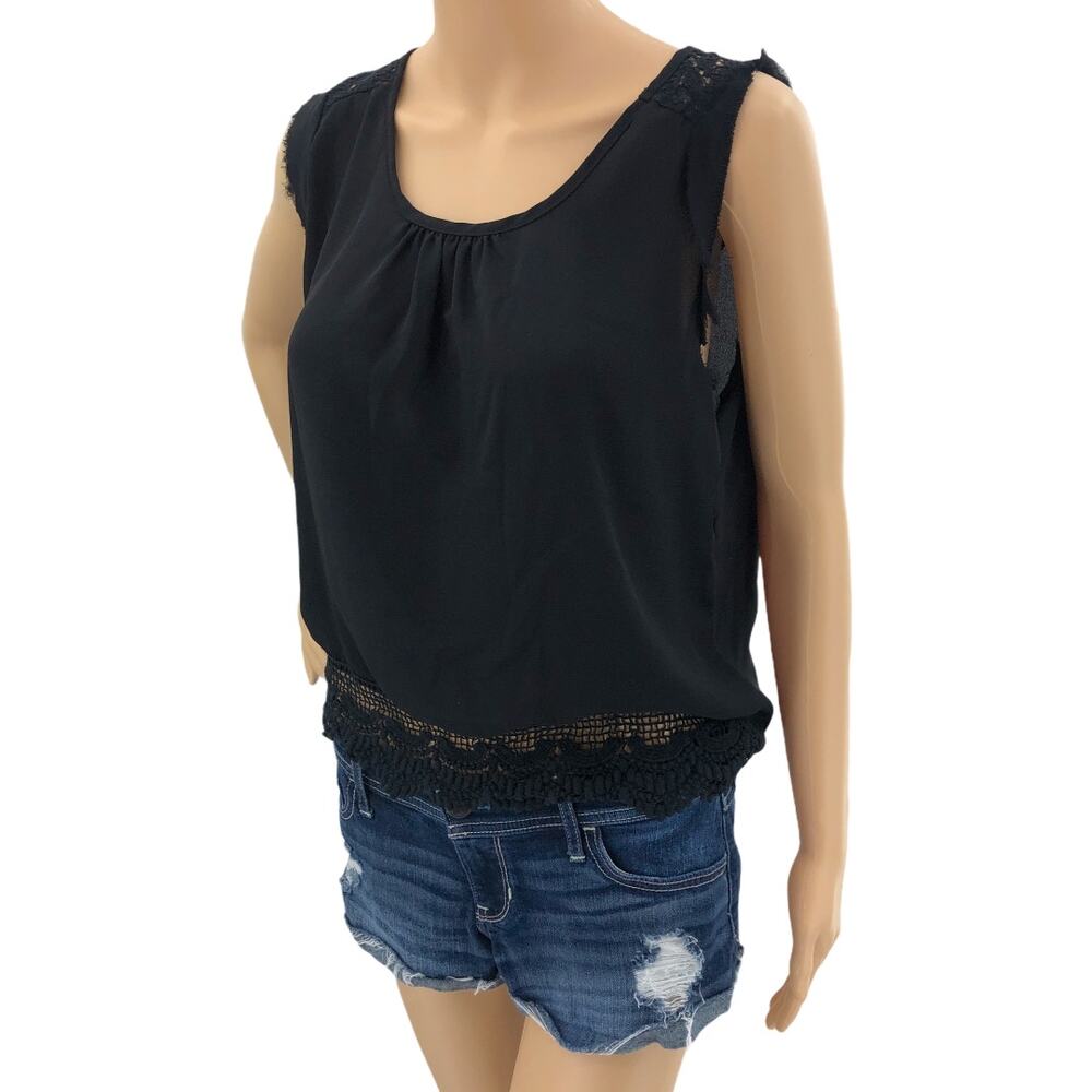 Persaya (L) American Y2K Black Lace Embroidered Blouse Sleeveless Scoop Neck USA